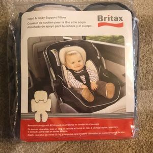 Infant head and body support pillow